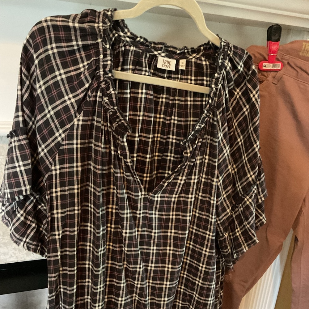 Plus size 22 paints 3Xl top.new W/O tag, true craft outfit